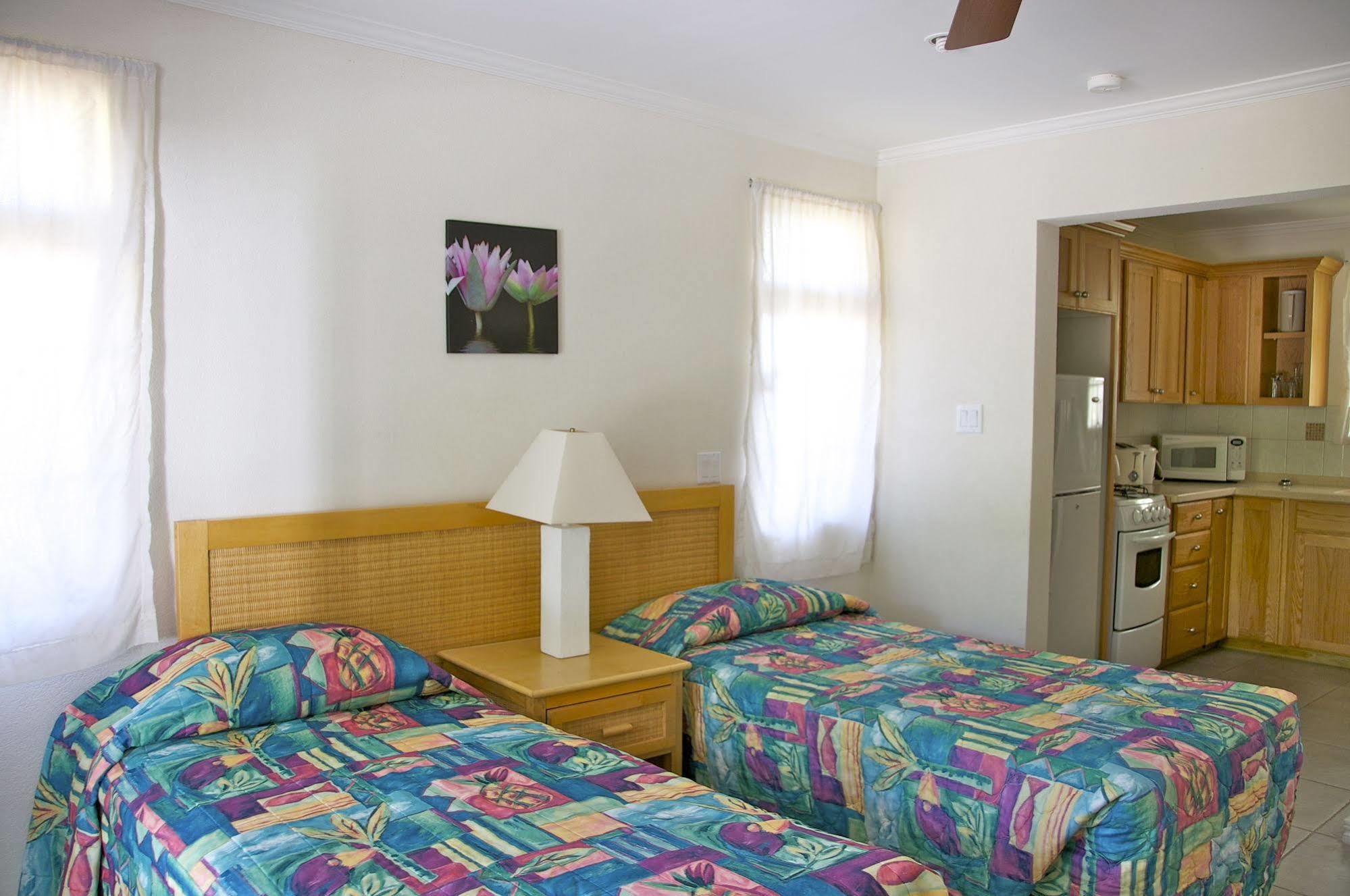 Adulo Apartments Bridgetown Exterior foto